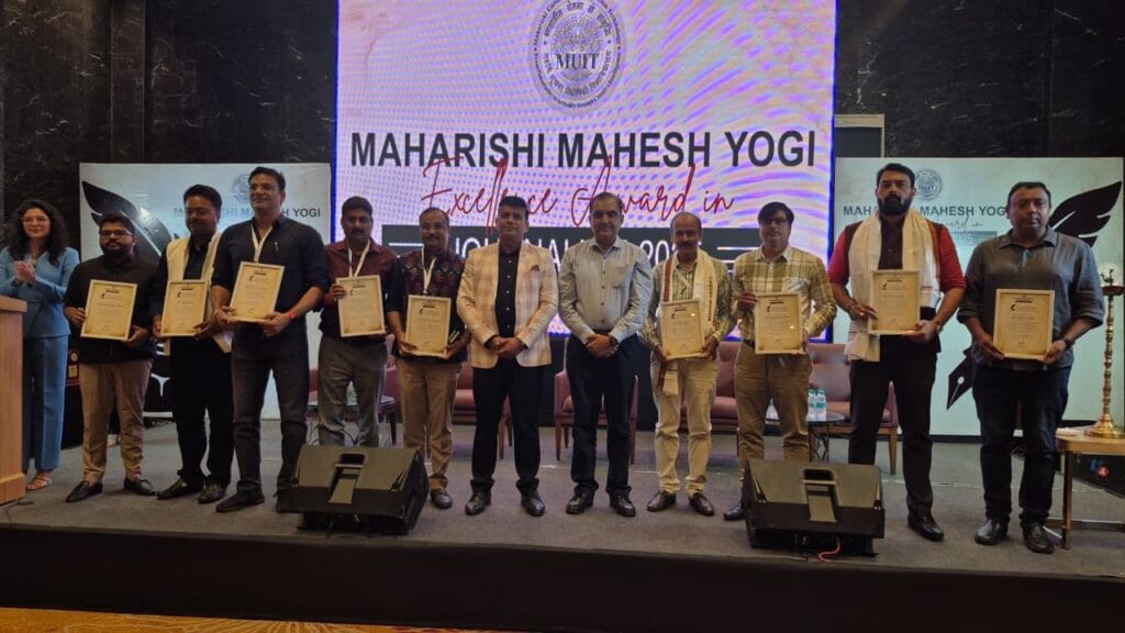 पुरष्कृत पत्रकार 