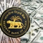 डॉलर के सामने रुपया ‘ऑल-टाइम लो’ पर