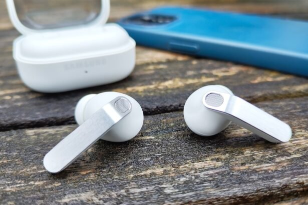 स्टाइलिश लुक और स्मार्ट फीचर्स के साथ Buds 4 Pro