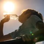 होली से पहले दो रंग का मौसम, कहीं धूप तो कहीं बूंदाबांदी