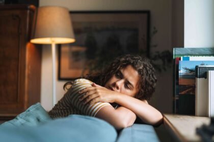 मेनोपॉज़ से आगे बढ़ी चर्चा, लंबी उम्र तक स्वस्थ रहने के लिए बदल रहा हेल्थ ट्रेंड