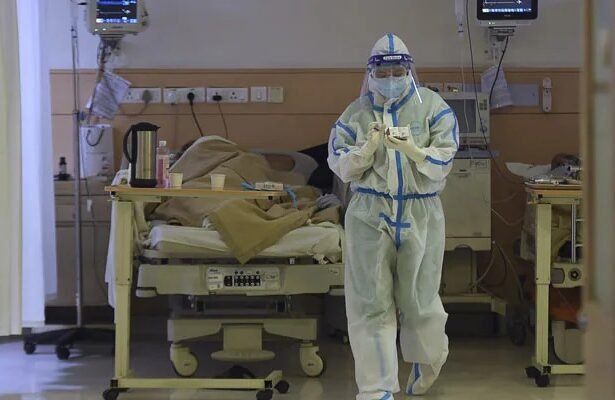 कोरोना ने नए वैरिएंट के साथ फिर दे दी दस्तक