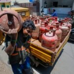 आम आदमी पर महंगाई की दोहरी मार,