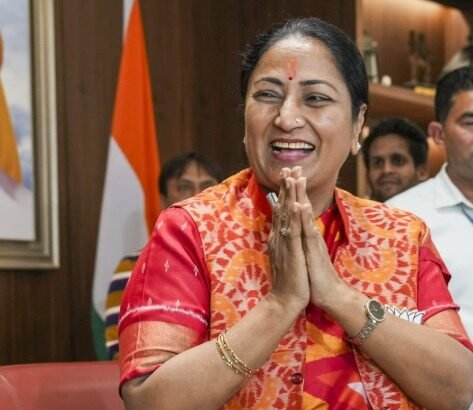 रेखा गुप्ता अदालत बयान विवाद