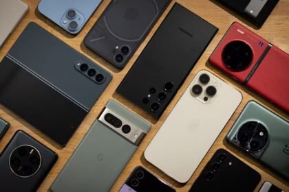 अप्रैल में बढ़ेगी स्मार्टफोन बाजार की हलचल