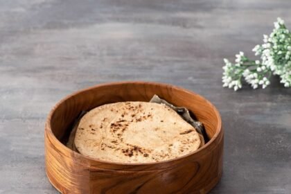 कैसरोल में रोटी रखने से पहले जानें सही तरीका