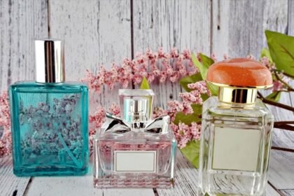 समर 2026 के लिए 5 बेस्ट परफ्यूम: फ्रेश, क्लासी और लॉन्ग-लास्टिंग खुशबू