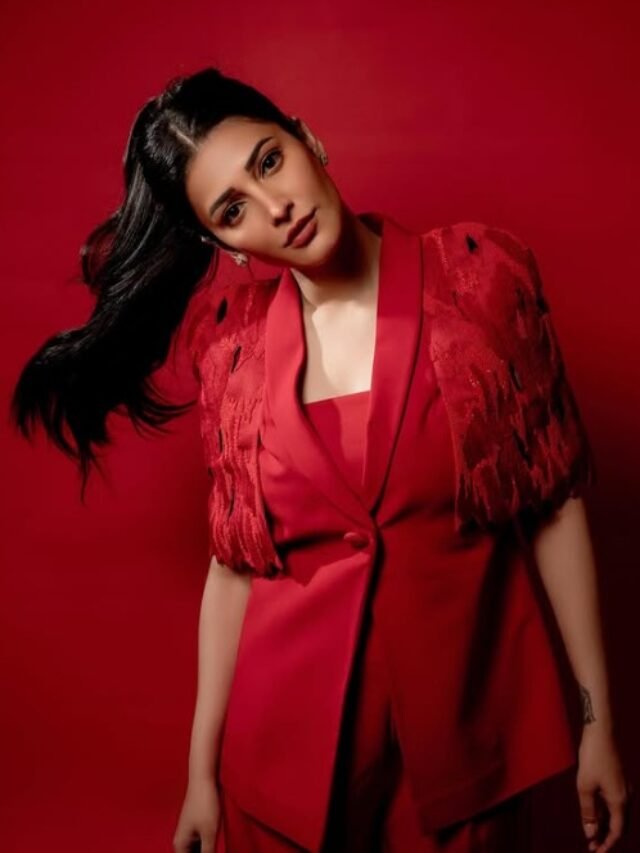 Shruti Hassan का वायरल एलिगेंट लुक