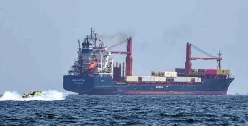 Hormuz Crisis: 20 जहाजों पर हमले