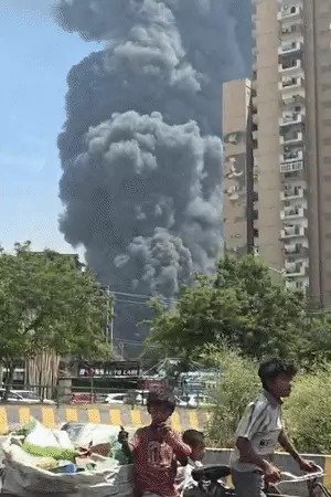 UP में 24 घंटे में 2 बड़े अग्निकांड