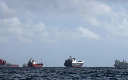 ईरान ने Strait of Hormuz में जहाजों के लिए सुरक्षित रास्ते का प्रस्ताव दिया, Gulf shipping crisis में राहत की उम्मीद