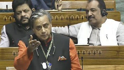 Shashi Tharoor Lok Sabha में महिला आरक्षण और delimitation पर बयान देते हुए