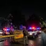 प्रॉपर्टी डीलर बाप-बेटे को घर में घुसकर मारा