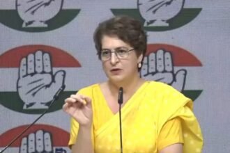 Priyanka Gandhi Vadra press conference में महिला आरक्षण और delimitation पर बयान देते हुए
