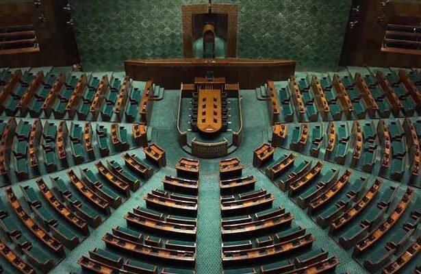 लोकसभा सीटों की संख्या 543 से बढ़कर होगी 850