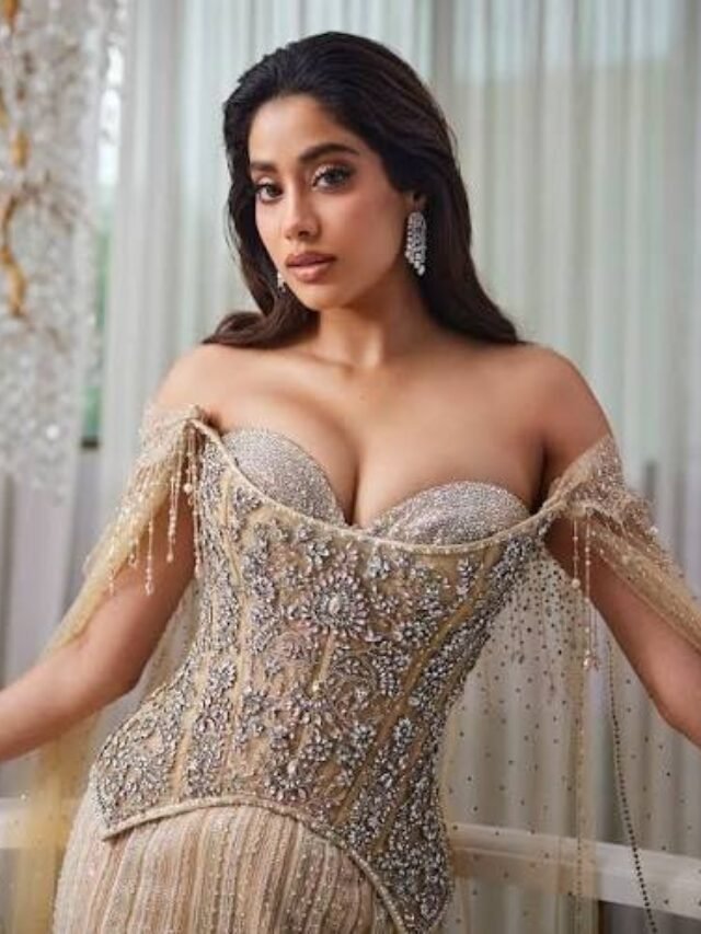 Janhvi ने लूटी सारी लाइमलाइट