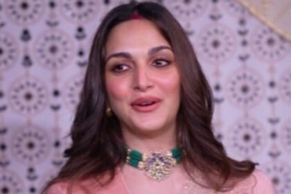 kiara-advani-devnaagri-to-ambani-ganesh-chaturthi-celebrations-2026-700x576